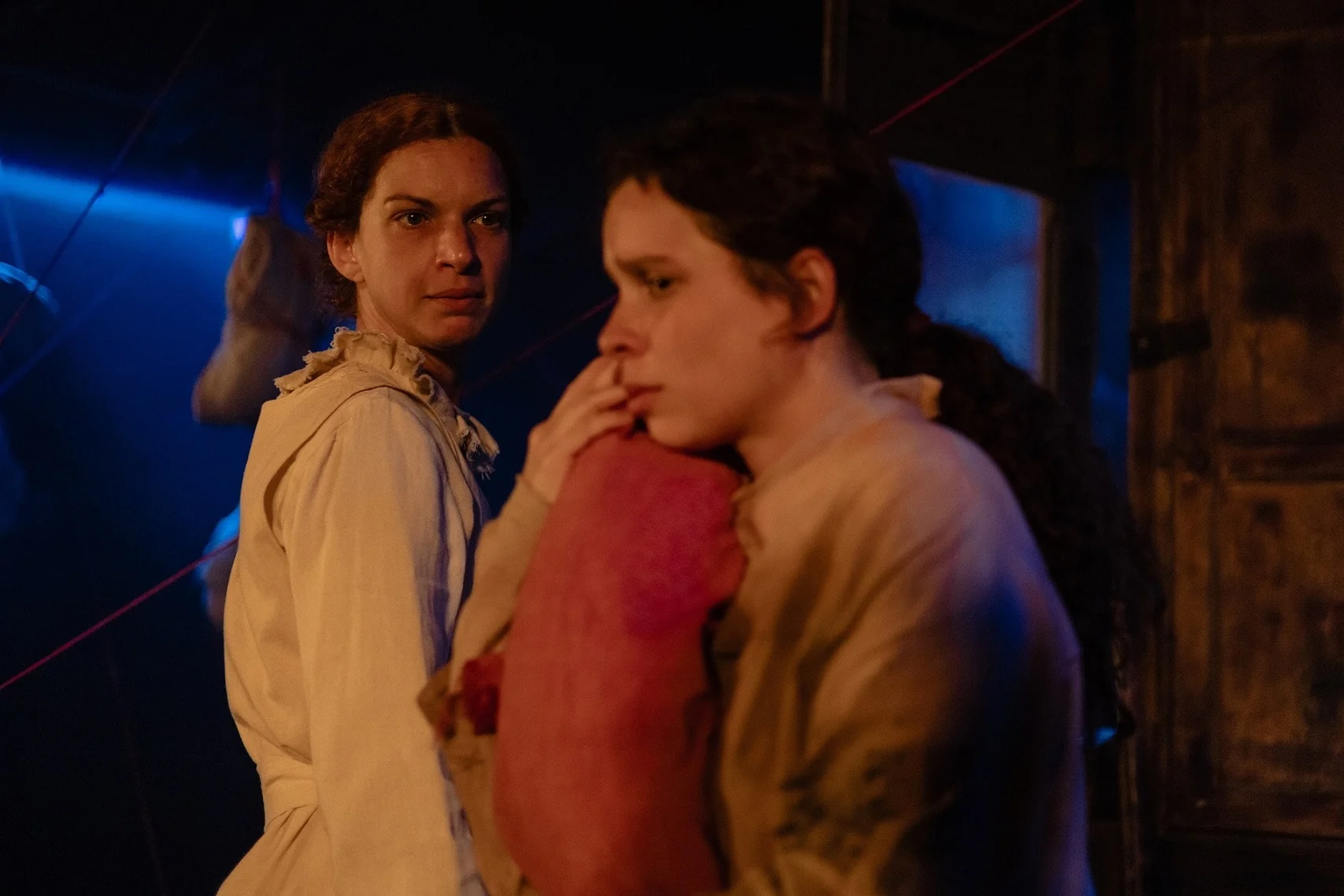 Segredos e trabalho moldam “Doce Árido” no Teatro Ipanema