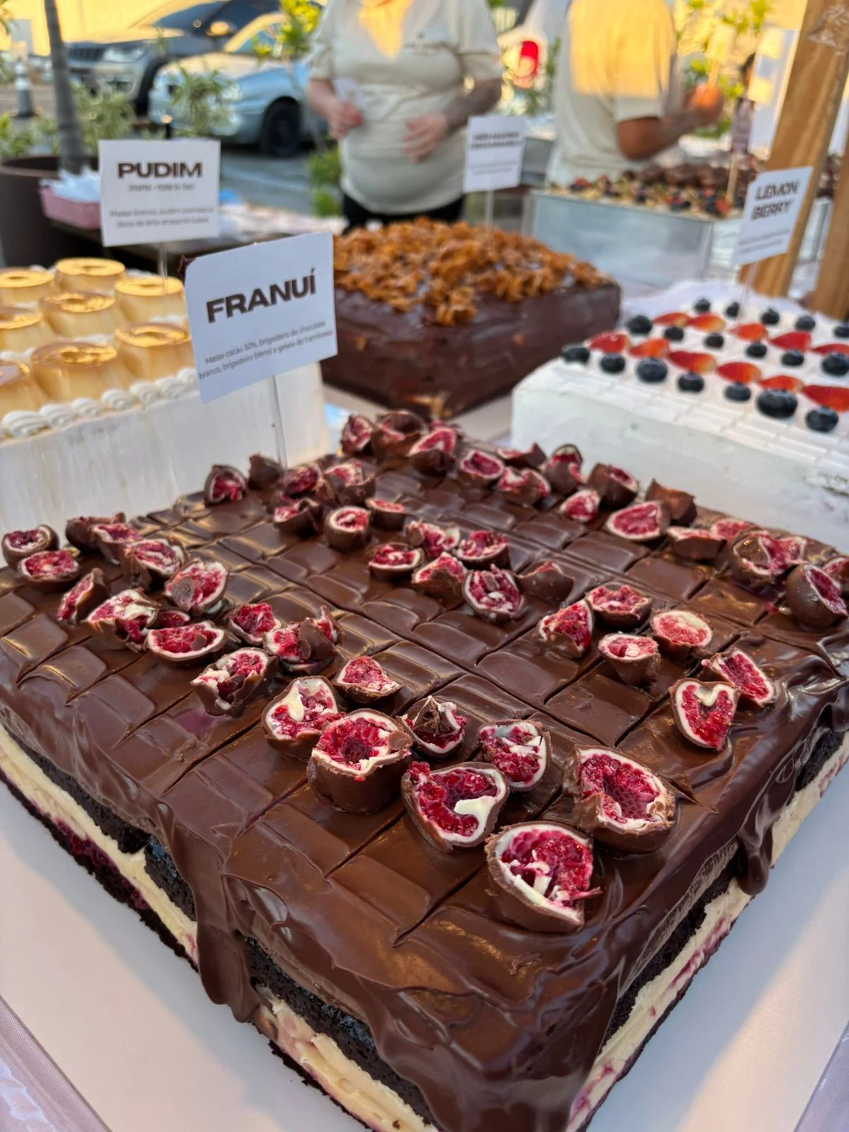 Shopping Metropolitano Barra recebe festival com 16 marcas de tortas e doces em fatias