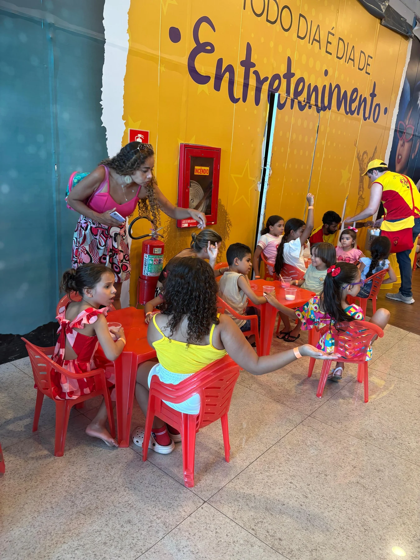 Shopping Via Brasil aposta em colônia gratuita nas férias 2 Shopping Via Brasil aposta em colônia gratuita nas férias