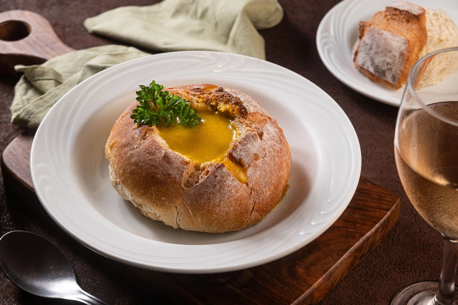 Sopas no pão viram aposta de inverno no Dois em Cena