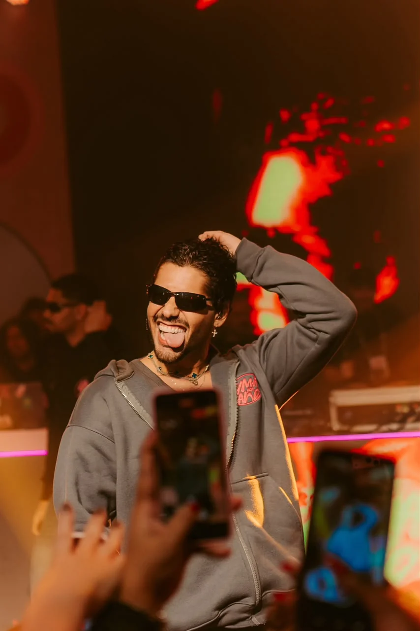 Zé Felipe leva “Uma Por Ano” ao Camping de Barretos