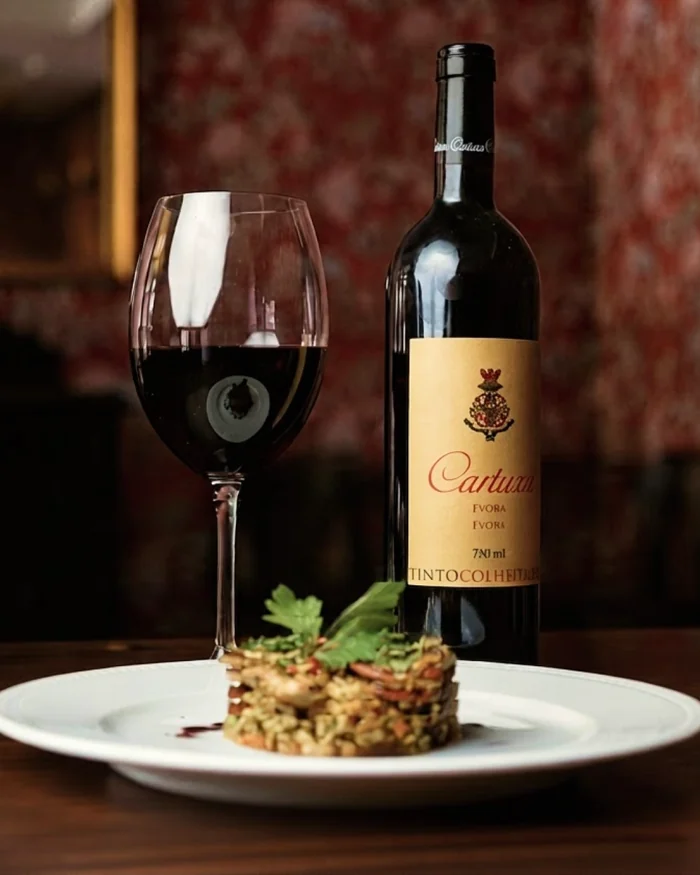 Adega Cartuxa promove jantar harmonizado com vinhos do Alentejo na serra