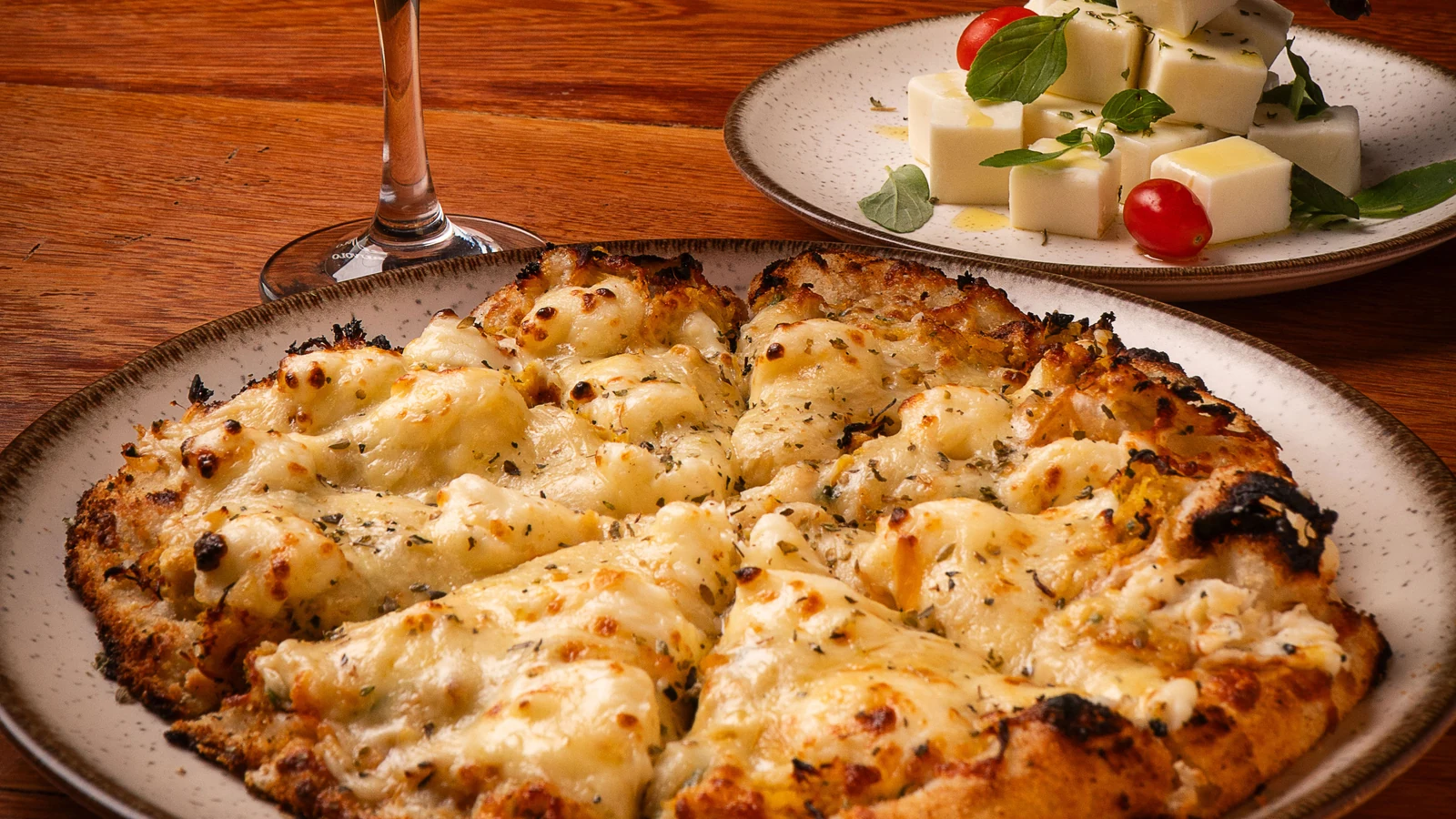 arena sports bar leva pizzas ao brotas gourmet 2026 featured