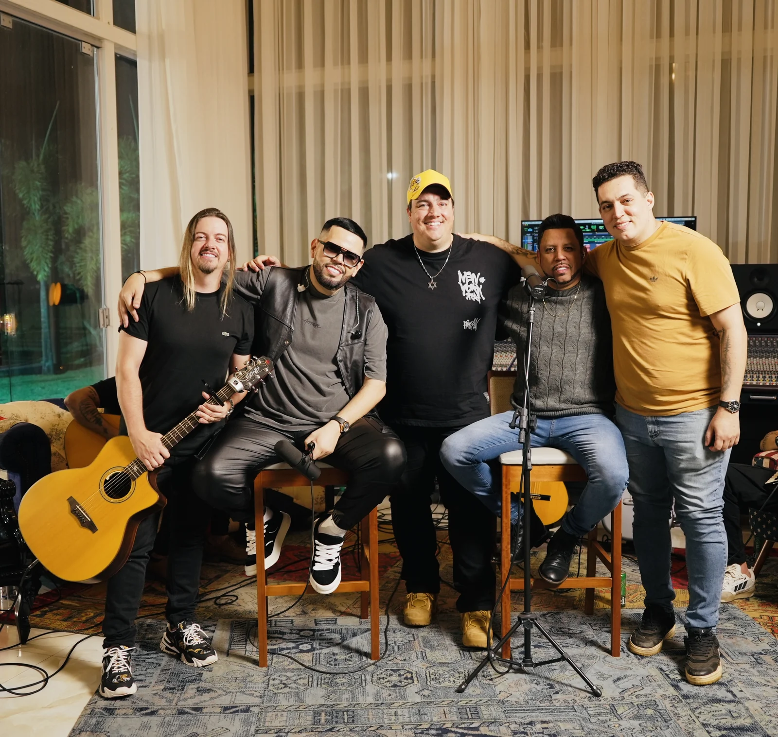 Borges e Dedeu assinam com a Like Music e gravam novo projeto sertanejo