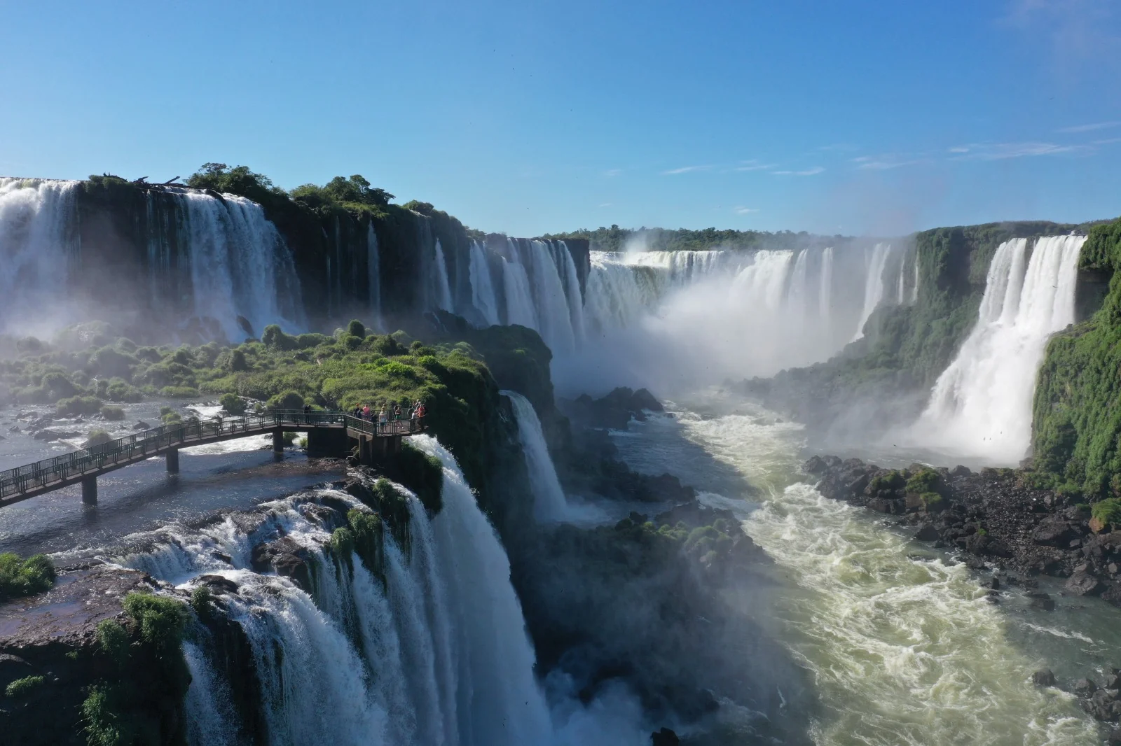Busca rodoviária para Foz salta 84% e amplia vivências no Iguaçu