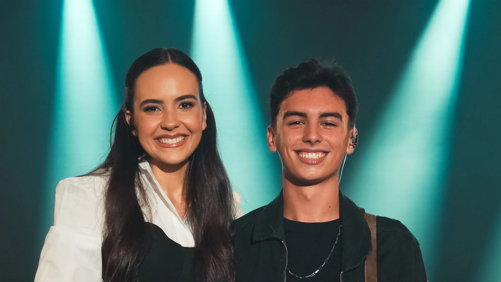 carol tauber une pandeiro adoracao e faixa inedita no terceiro volume featured
