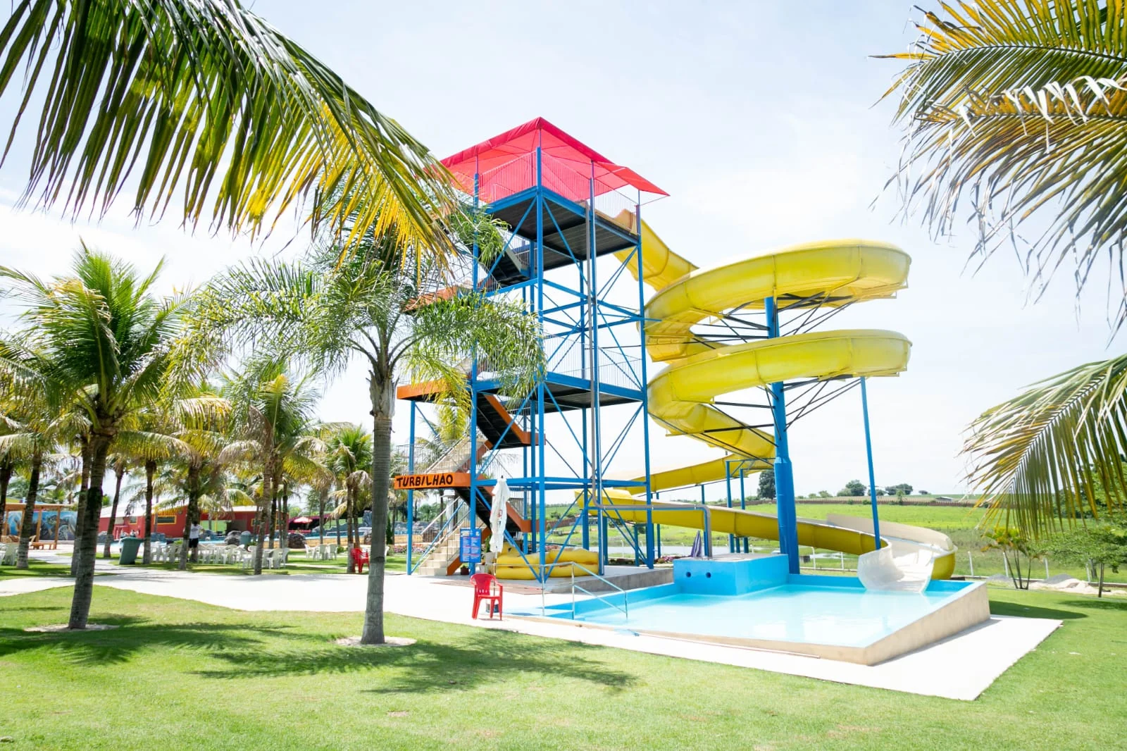 Castelo Park Aquático reabre com estrutura completa e ingressos especiais