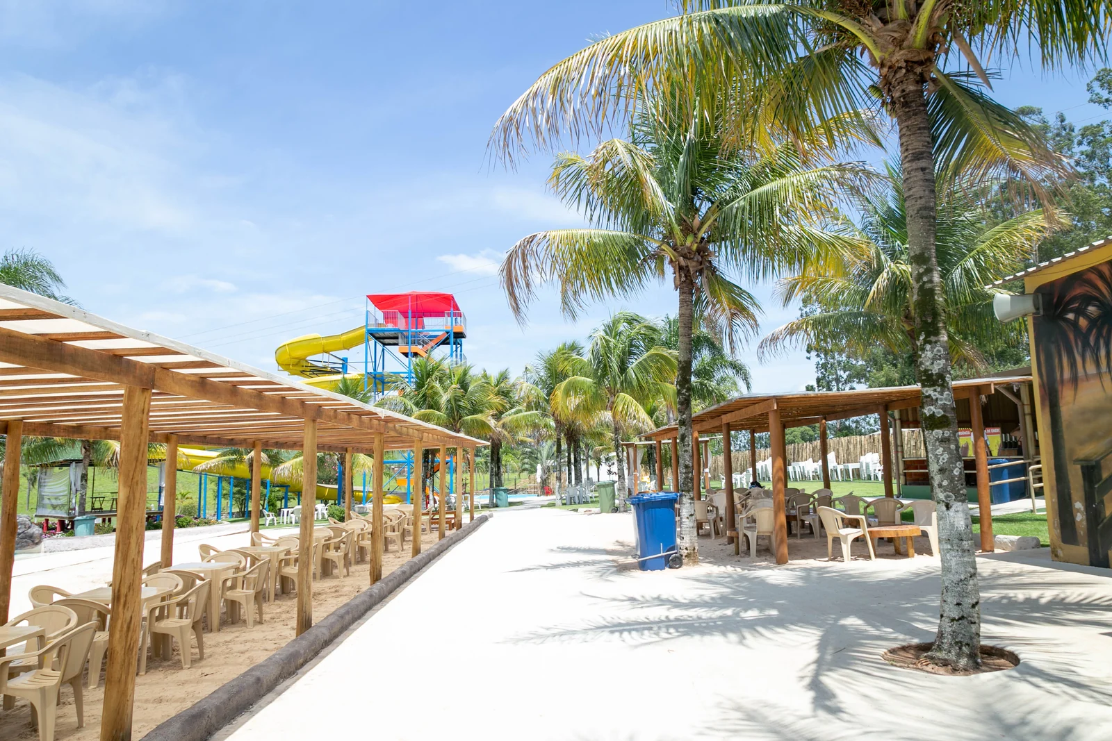 Castelo Park Aquático reabre com estrutura completa e ingressos especiais