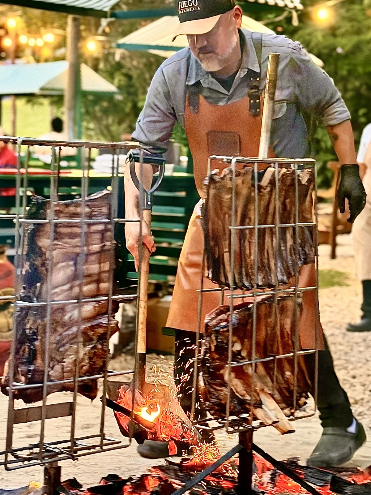 Chef com três indicações Michelin assume parrilla em evento na serra