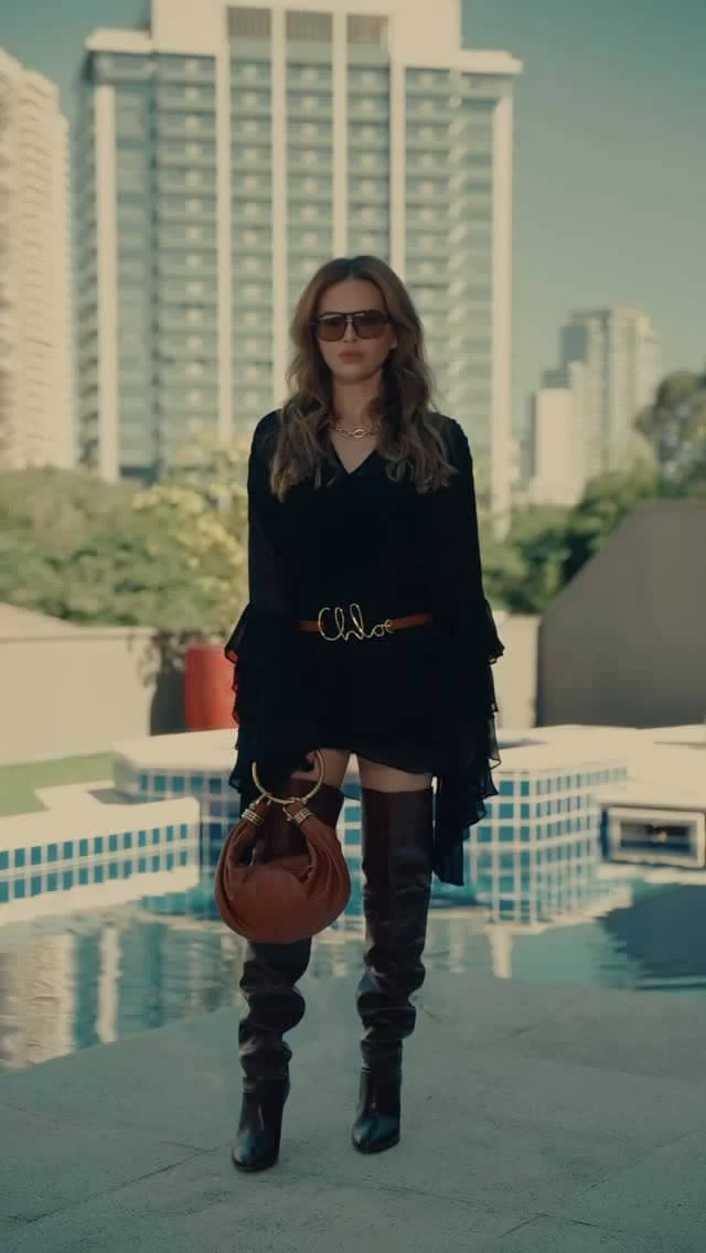 Cinco truques de styling transformam peças básicas em looks sofisticados 5 Cinco truques de styling transformam peças básicas em looks sofisticados
