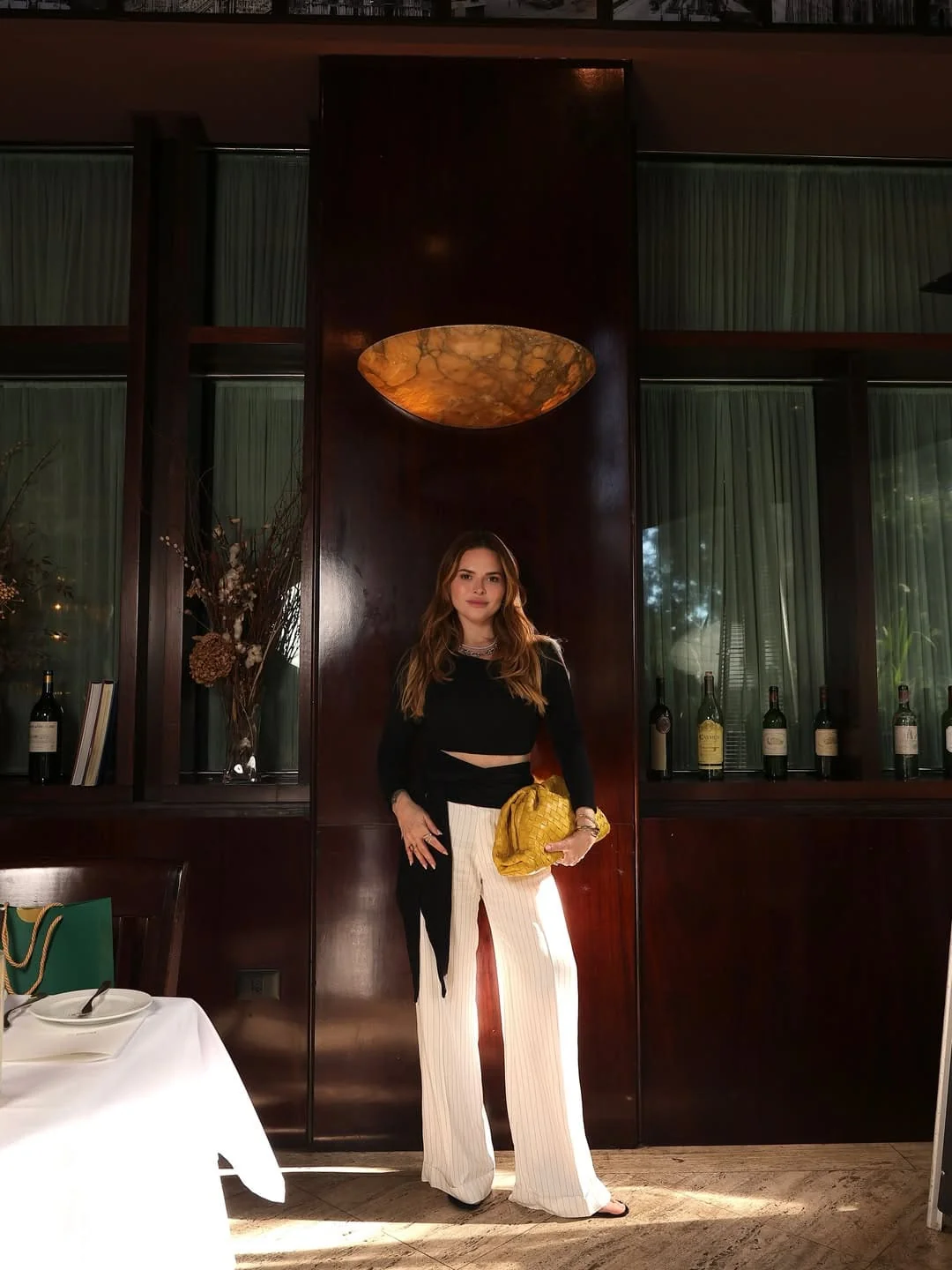 Cinco truques de styling transformam peças básicas em looks sofisticados 7 Cinco truques de styling transformam peças básicas em looks sofisticados