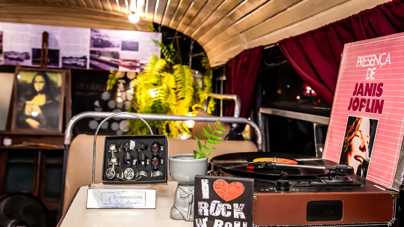 clube dos 27 transforma pub de bh em tributo ao rock featured