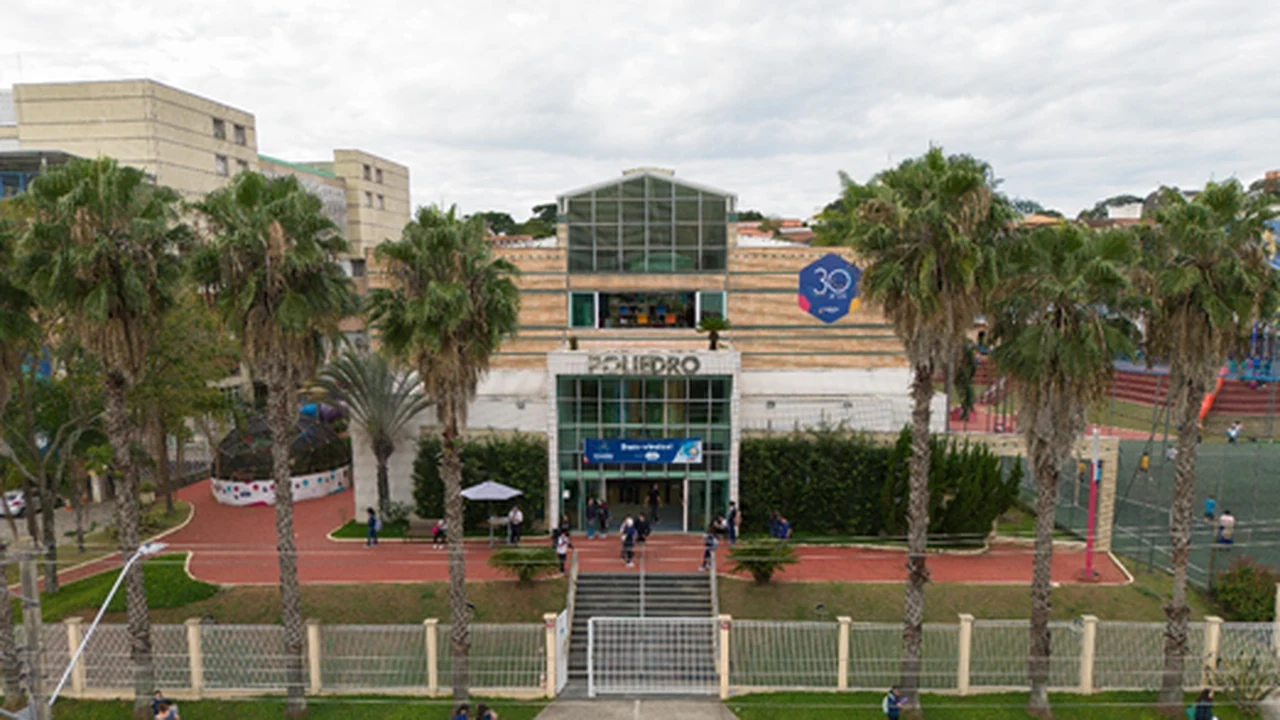 colegio poliedro abre rotina escolar a familias em sjc featured