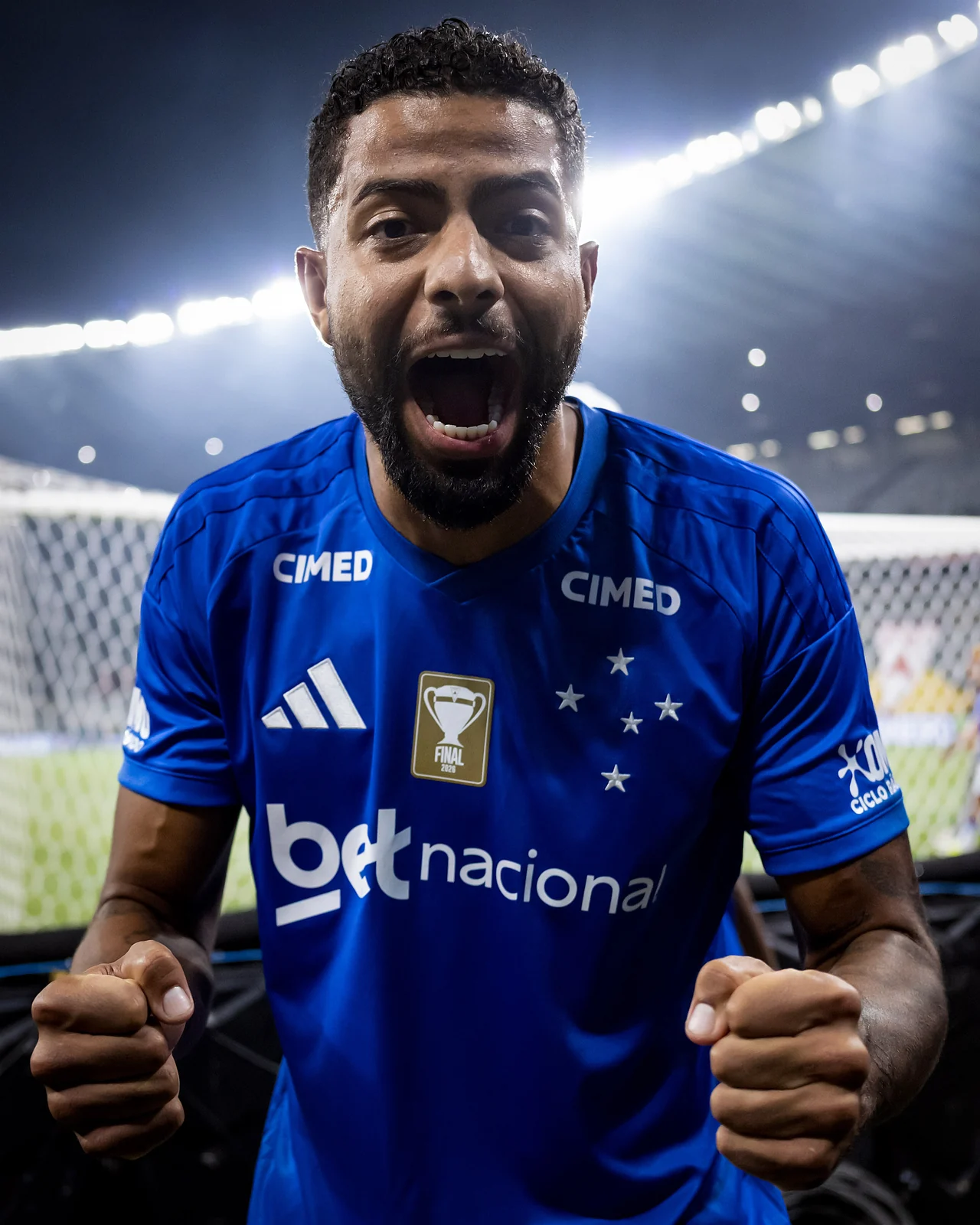 Cruzeiro mira vantagem no Mineirão contra Flamengo pelas oitavas