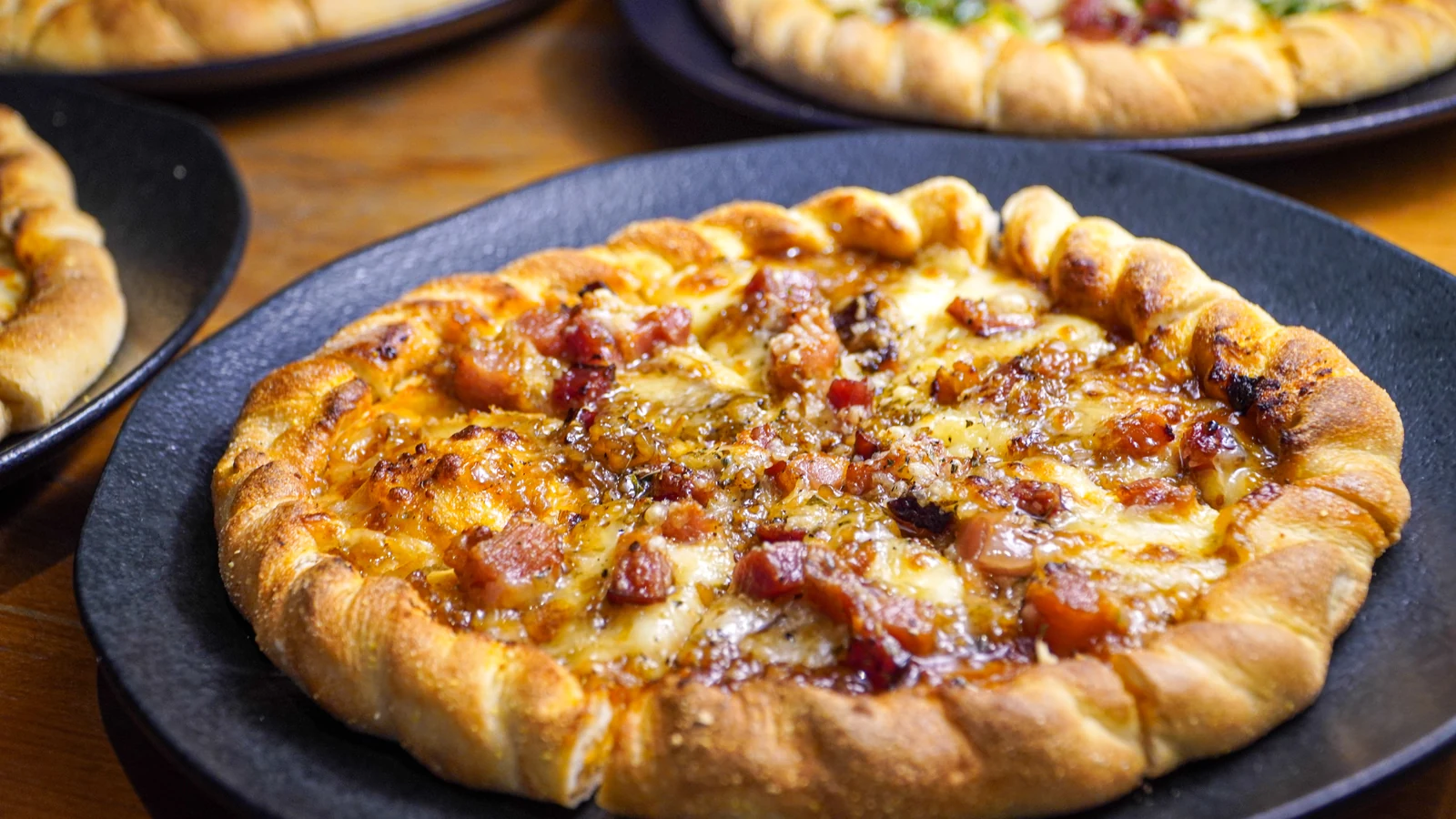 DarkCoffee amplia menu com pizzas, quesadillas e novos doces darkcoffee amplia menu com pizzas quesadillas e novos doces featured