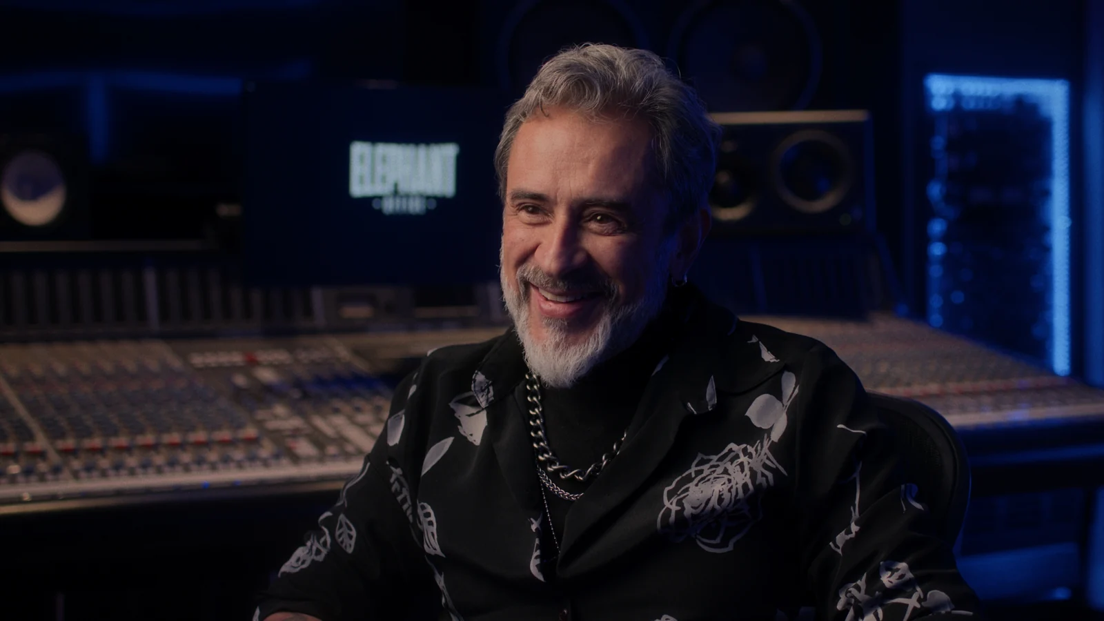 Do Vinil à IA: HElio Leite Cosmo Media Debate Sobre o Futuro da Indústria da Música