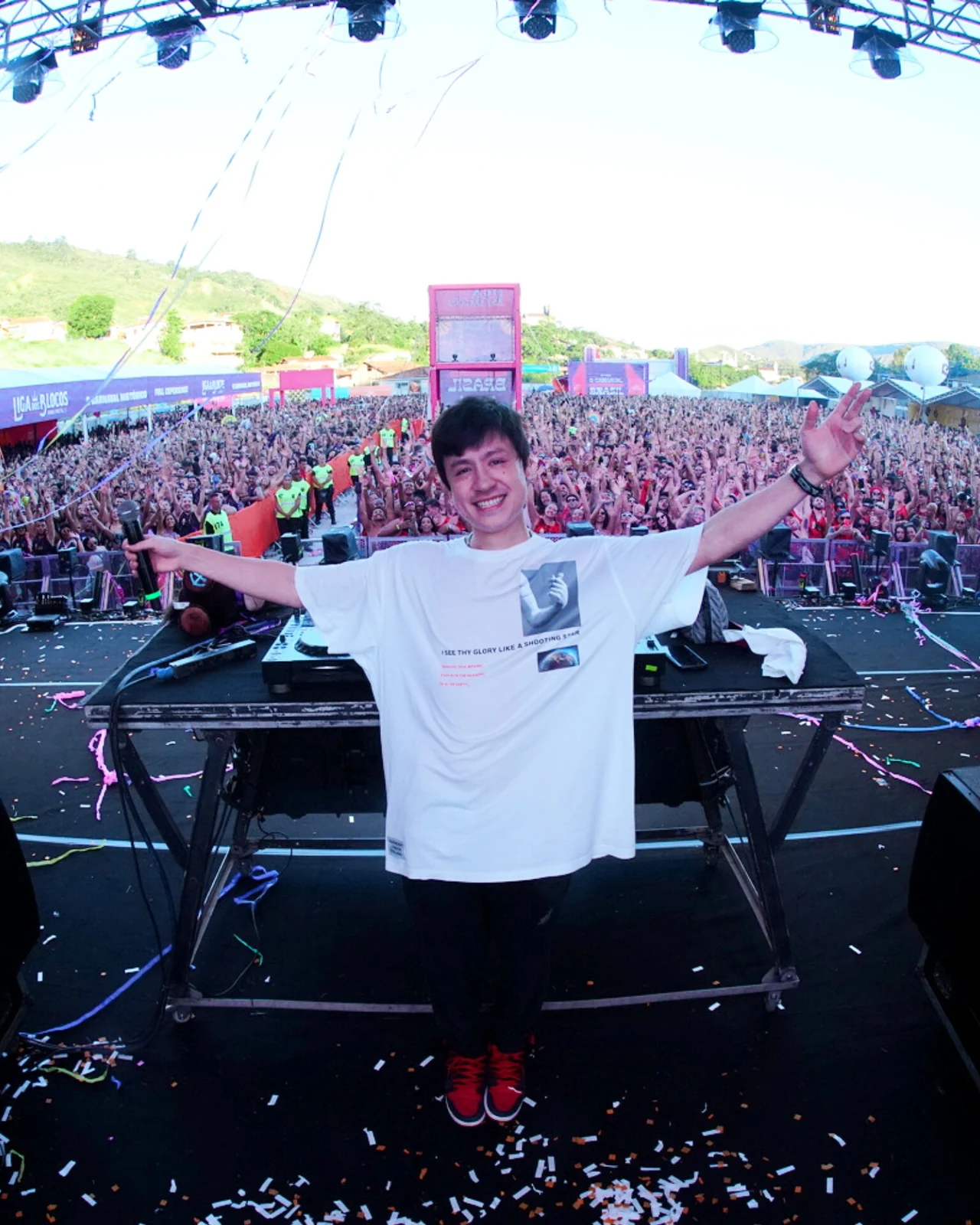 Elderbrook traz hits globais e DJ set exclusivo para pista do Greenvalley