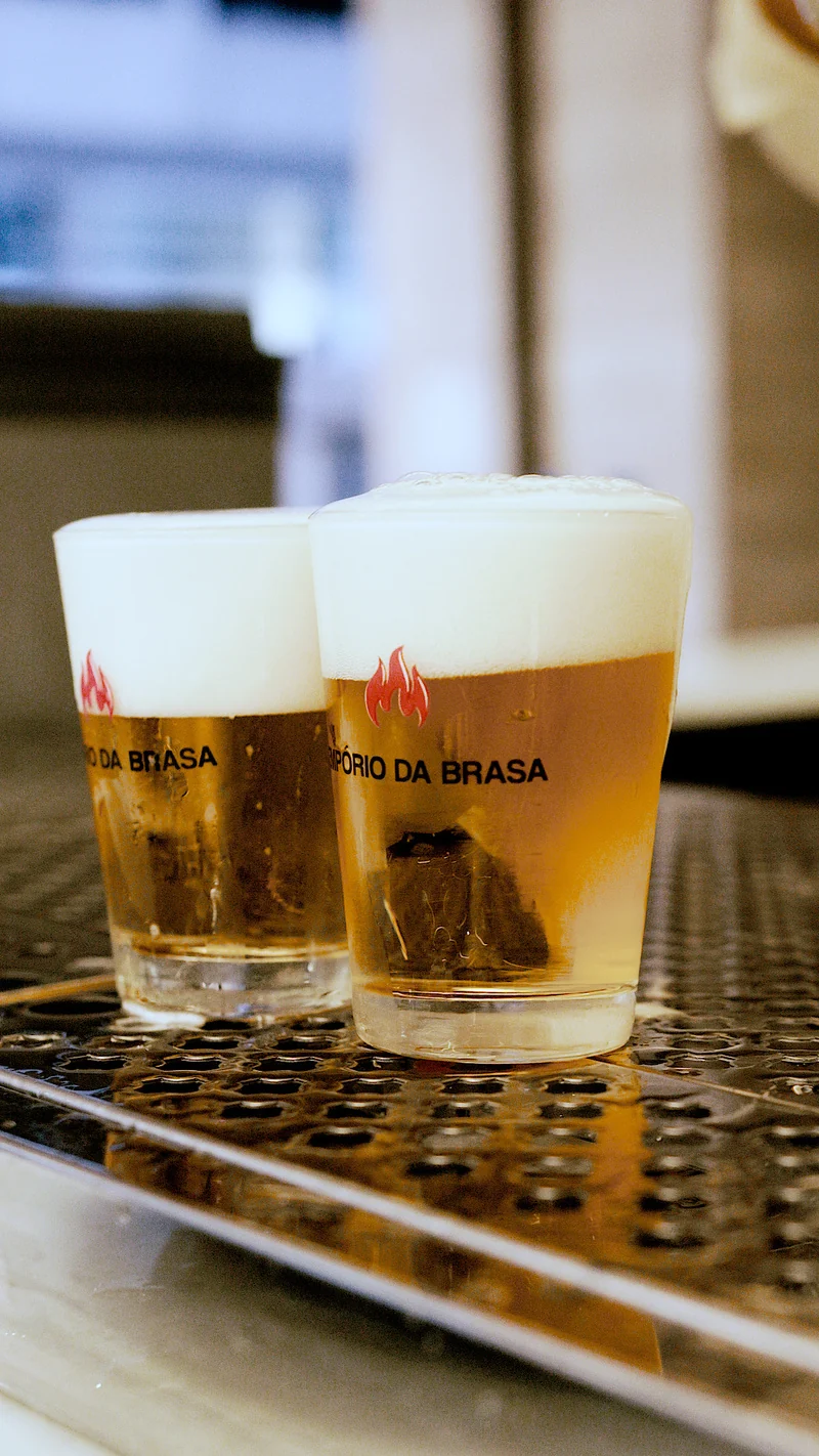 Empório da Brasa reabre no West Shopping com buffet e chopp a R$ 4,90