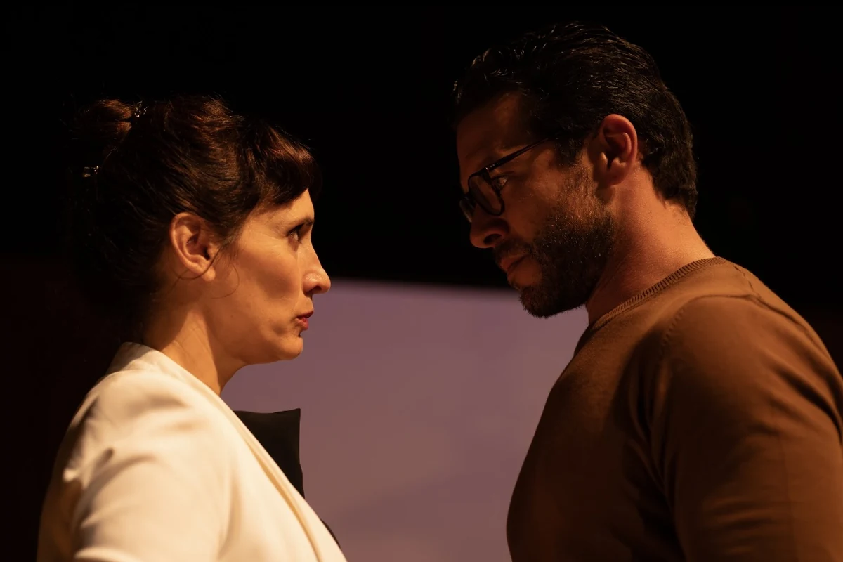 encontro secreto entre poetas sob a pide chega ao palco no rio featured