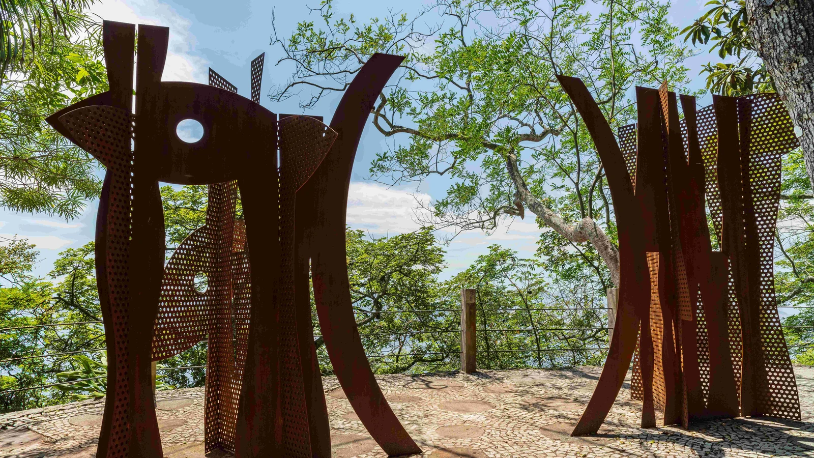 Escultura de Vergara propõe novo enquadramento no Aterro do Flamengo escultura de vergara propoe novo enquadramento no aterro do flamengo featured