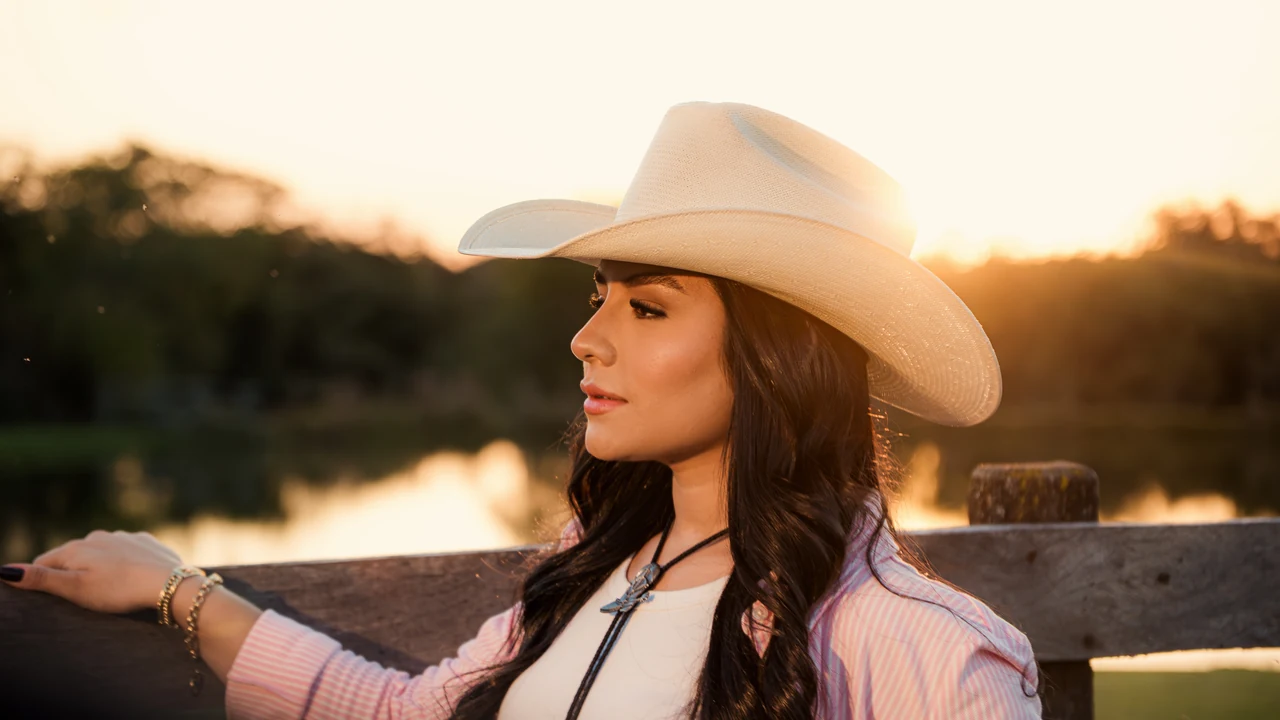 fiorella lanca cowboy e mira barretos com fase agroneja featured