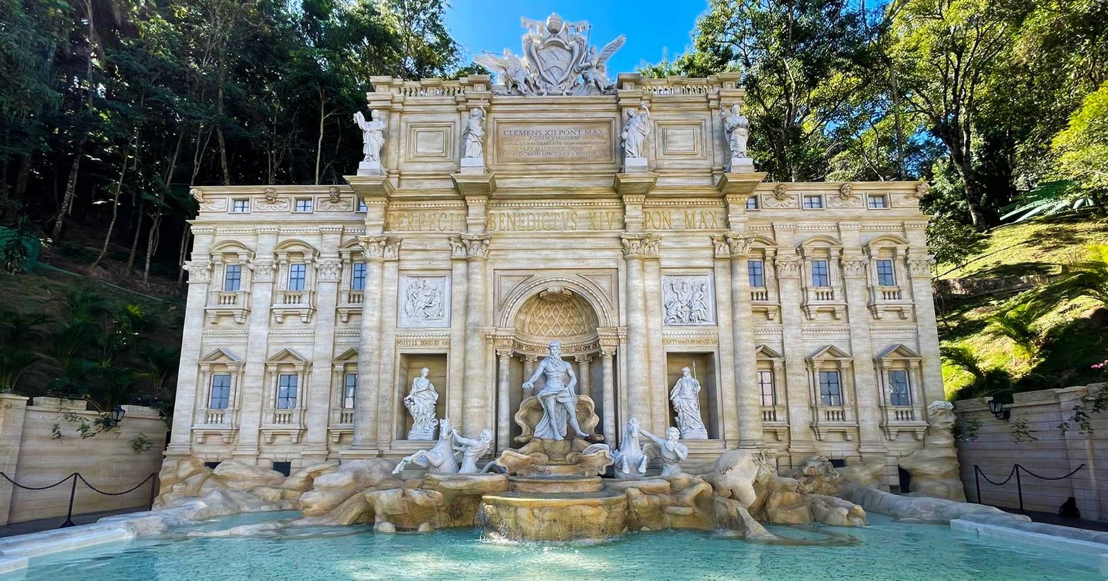fontana di trevi serra negra capa