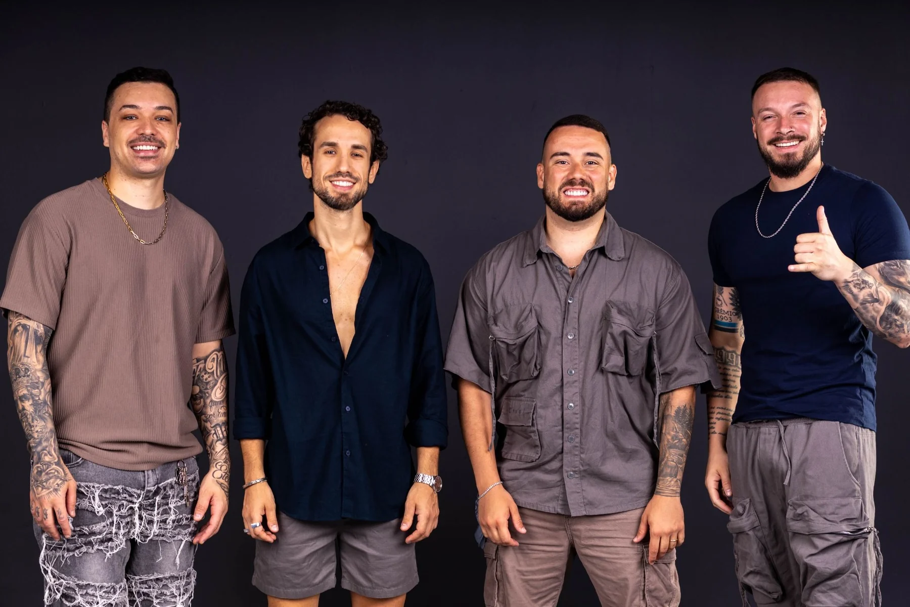 Grupo Chocolate estreia turnê na Europa após hit viral
