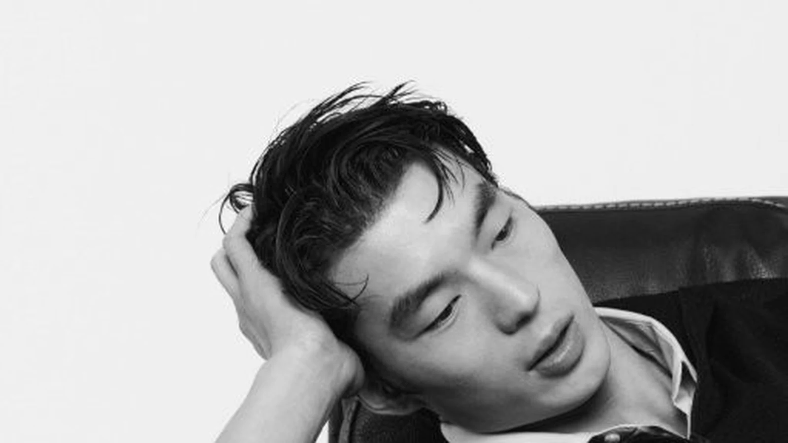 h m atelier aposta em elegancia silenciosa para o guarda roupa masculino featured