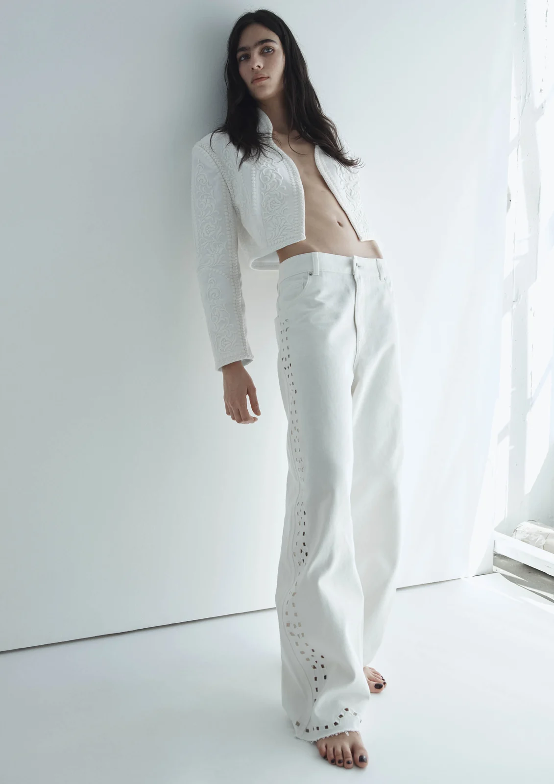 H&M une Indie Sleaze e alfaiataria na coleção Spring Summer 2027