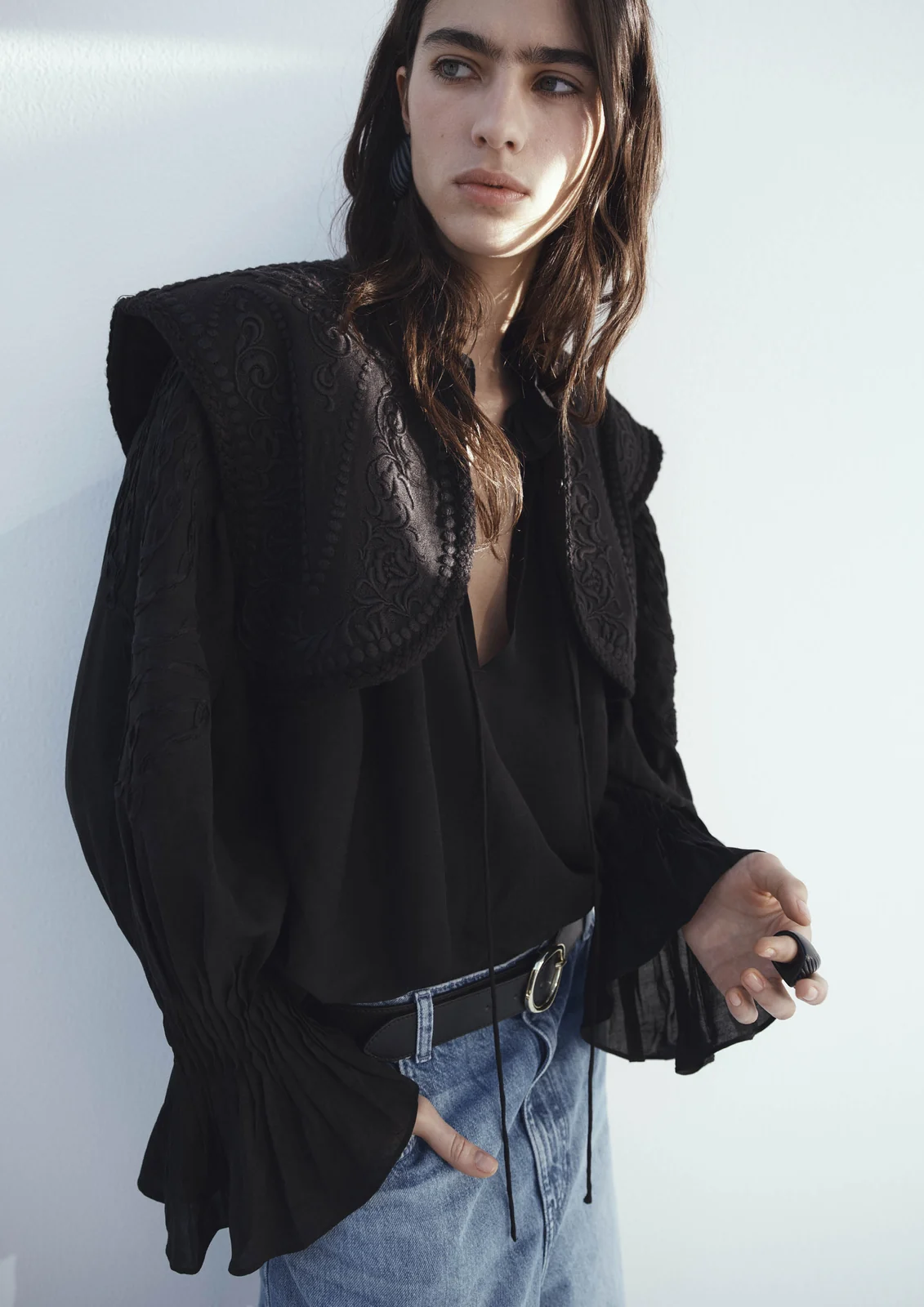 H&M une Indie Sleaze e alfaiataria na coleção Spring Summer 2027