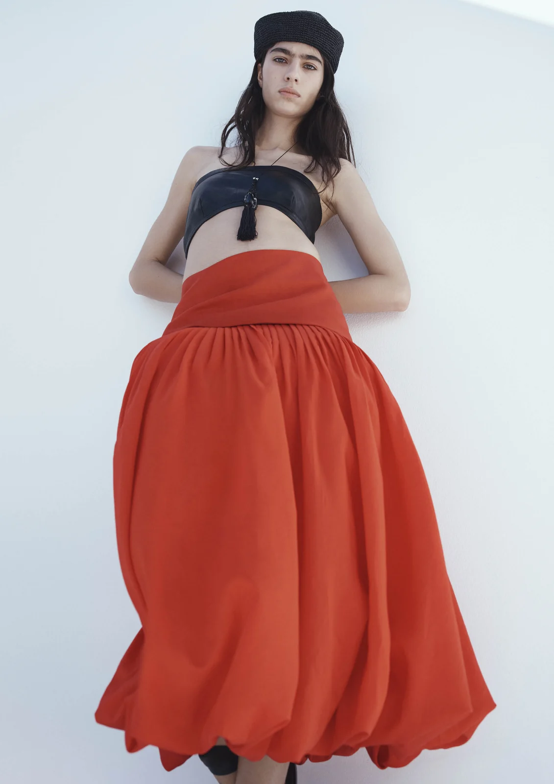 H&M une Indie Sleaze e alfaiataria na coleção Spring Summer 2027
