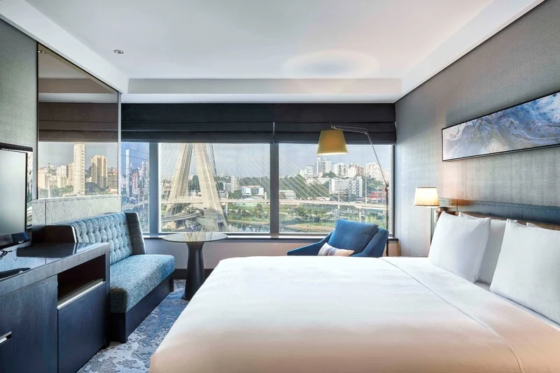 Hilton Morumbi vence prêmio de hotel executivo e revela novos espaços