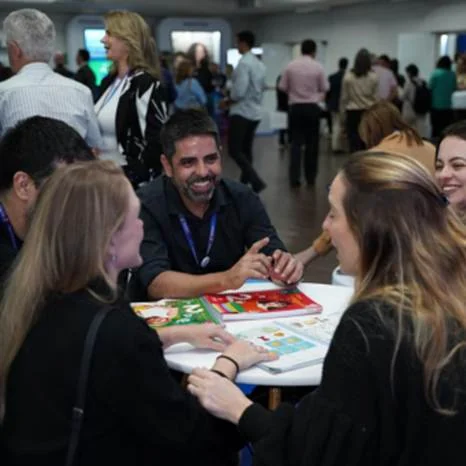 Inteligência artificial desafia o papel humano nas escolas