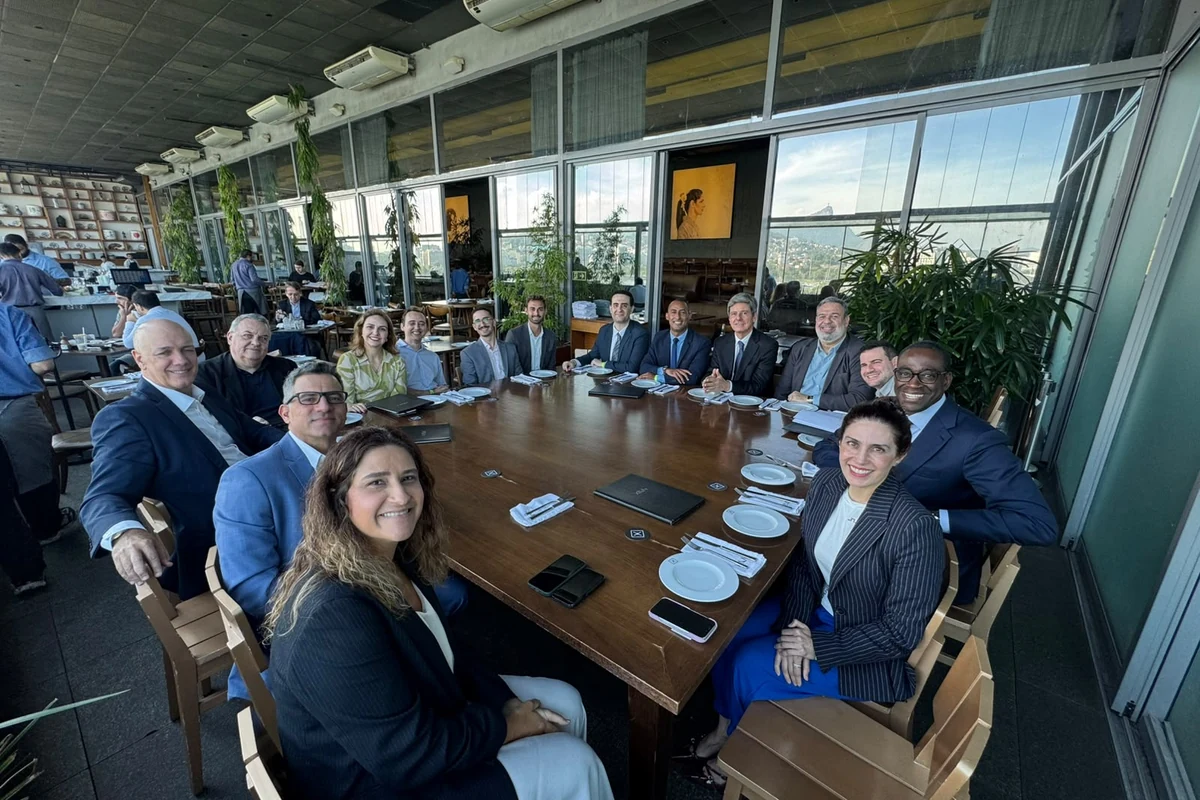 irelgov reune executivos do rio para debater reforma tributaria featured