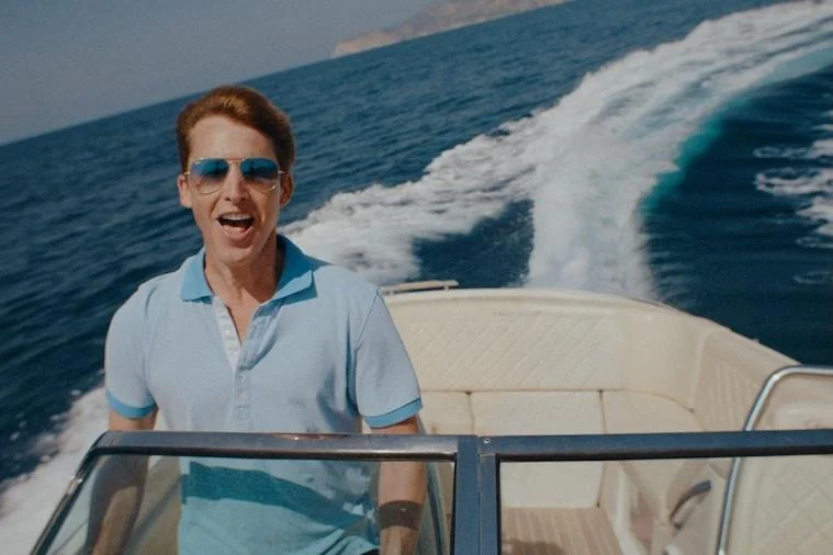 James Blunt lança Tastes Like Summer com clipe inspirado em terror da A24