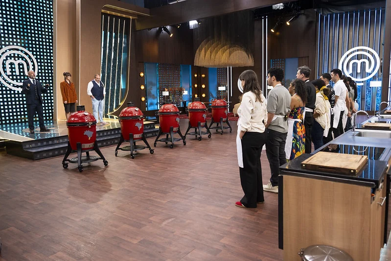 Leo Salles leva nitrogênio líquido à eliminação do MasterChef