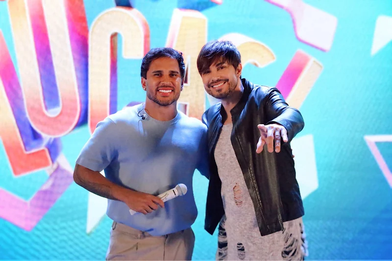 Lucas Guimarães resgata memória da TV em especial de 45 anos do SBT 1 Lucas Guimarães resgata memória da TV em especial de 45 anos do SBT