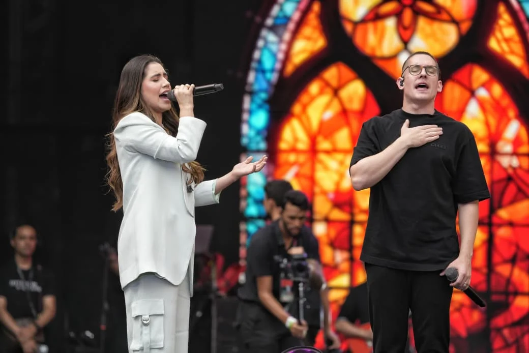 Ore Comigo Music Festival recebe comitiva internacional na Arena MRV