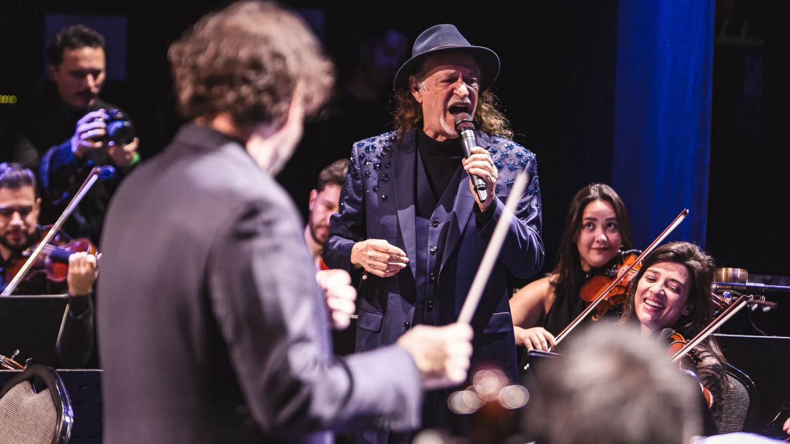 orquestra ouro preto leva 60 mil a copacabana com samuel rosa e alceu featured