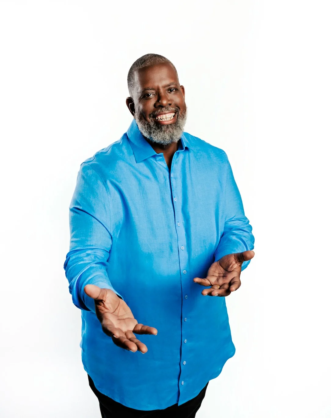 Péricles comanda 63 anos do Clube Mogiano no Baile do Hawaii
