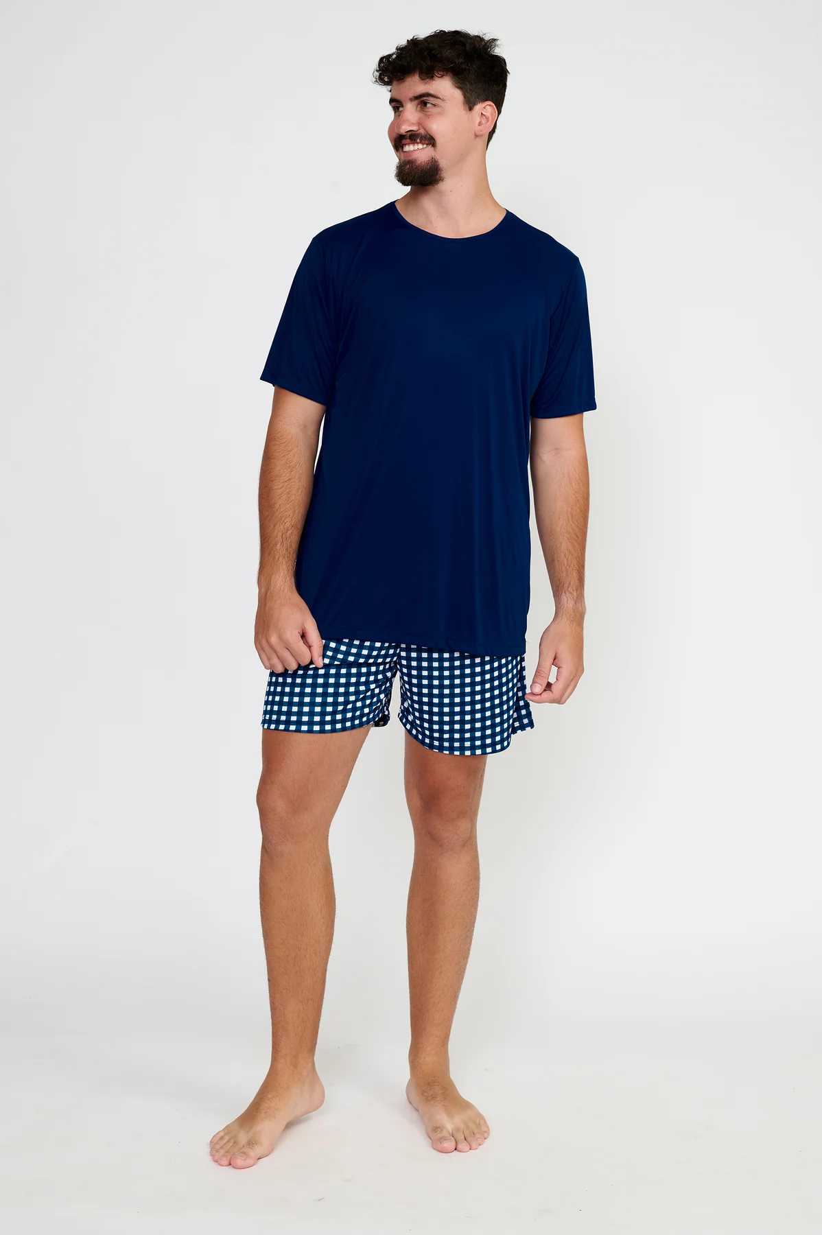 Pijamas iguais reforçam vínculo no Dia dos Pais
