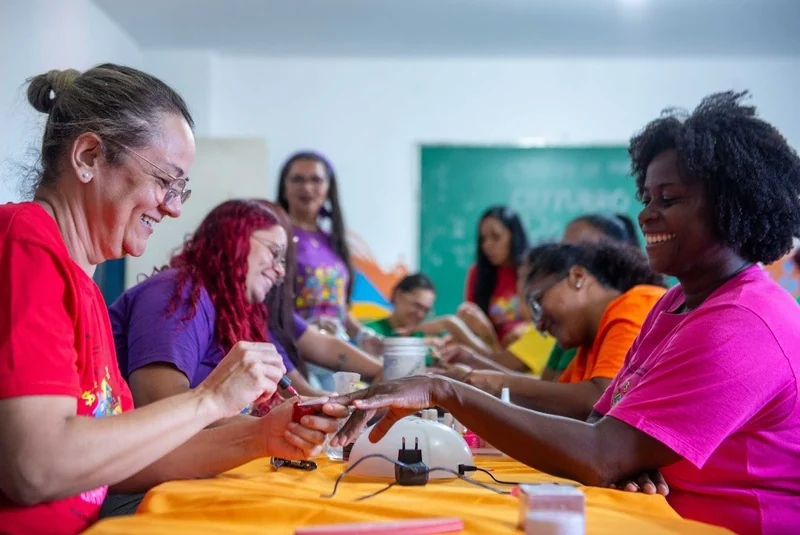 Projeto capacita moradores do Rio para empreender em beleza, carnaval e artesanato 2 Projeto capacita moradores do Rio para empreender em beleza, carnaval e artesanato