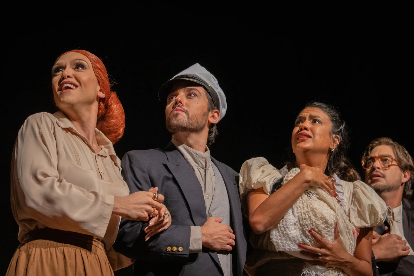 Publico decide destino dos personagens em Melodrama da Meia-noite no Dulcina