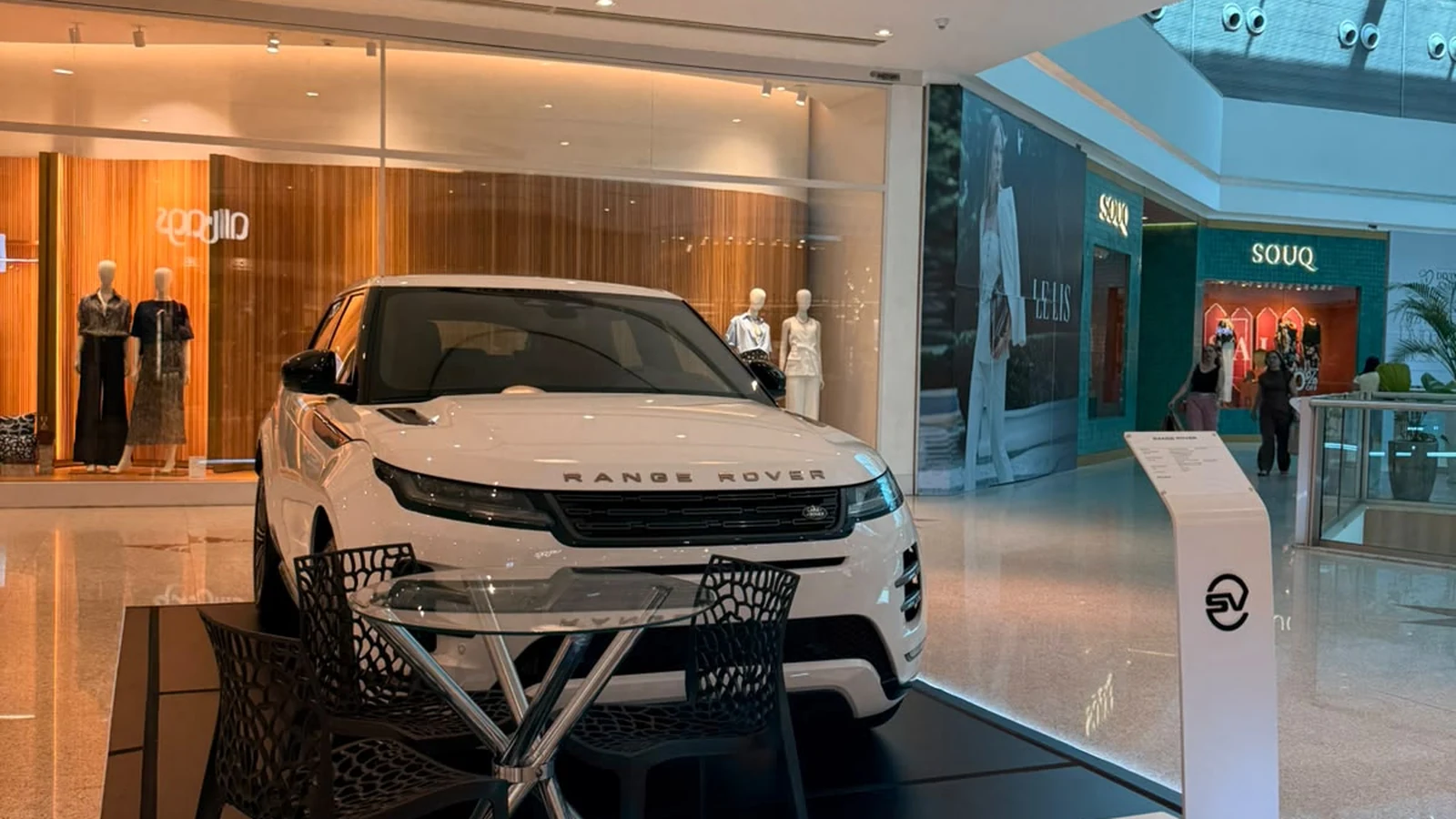 range rover evoque fica em exposicao no riomar fortaleza featured