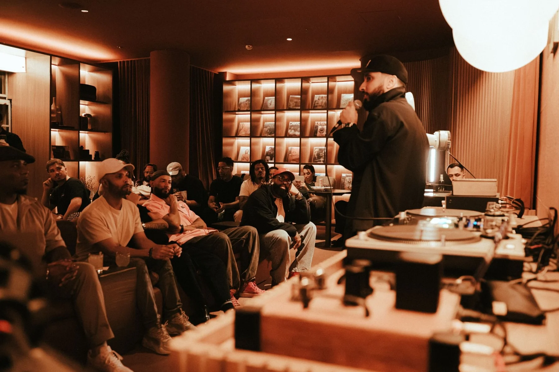 Rashid reúne nomes do rap em lançamento de Cumulonimbus