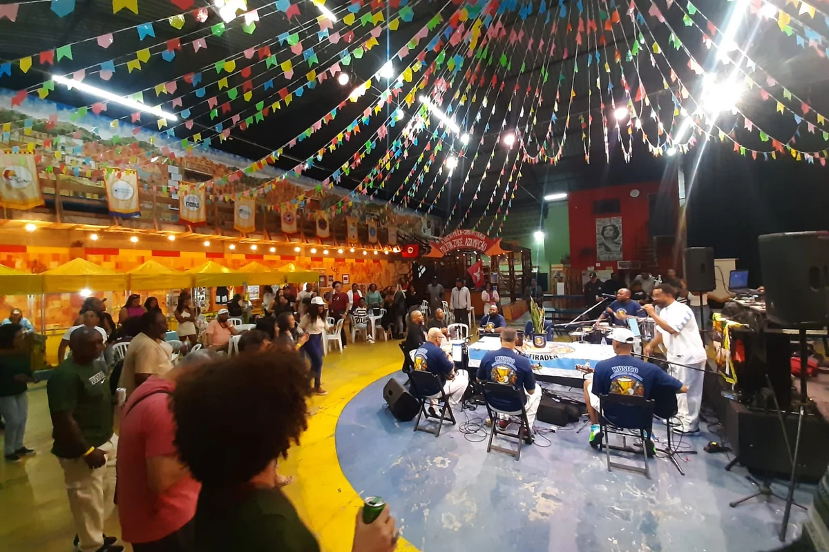 Roda de samba na Zona Leste homenageia os 80 anos de Guineto roda de samba na zona leste homenageia os 80 anos de guineto featured
