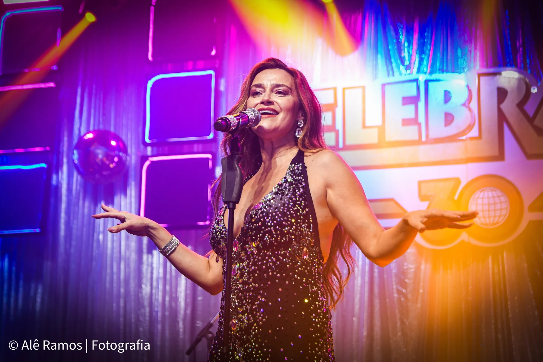 Sabrina Gouvêa fala sobre nostalgia da disco music na Celebrare