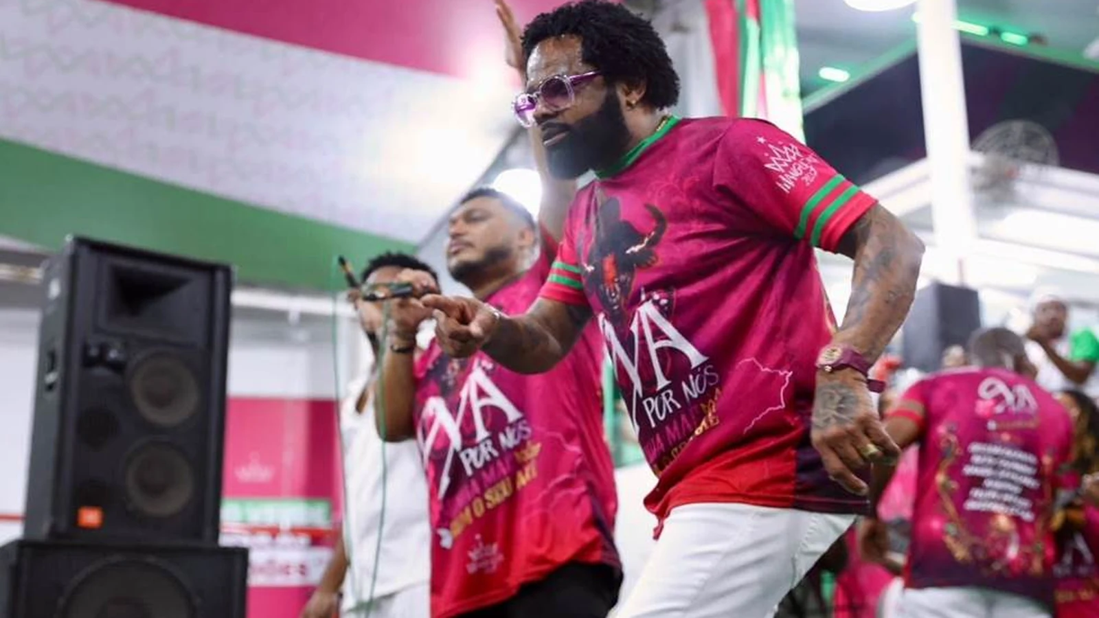 samba 3 ganha forca e vira favorito na disputa da mangueira para 2027 featured