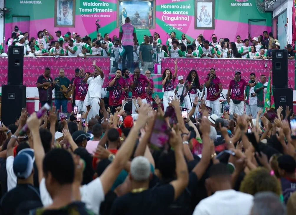 Samba 3 ganha força e vira favorito na disputa da Mangueira para 2027