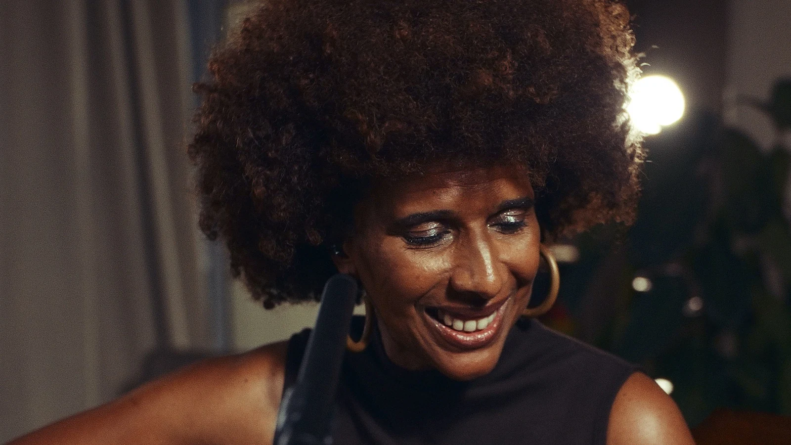 sandra fidalgo canta para o pai angolano em single leve featured